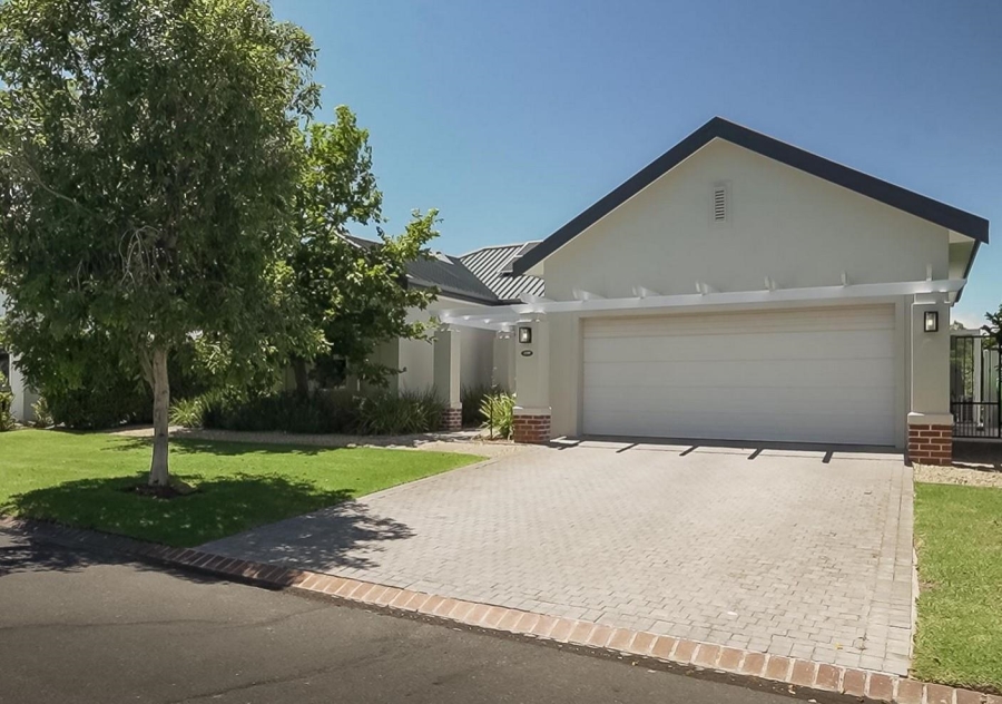 To Let 3 Bedroom Property for Rent in Val De Vie Estate Western Cape